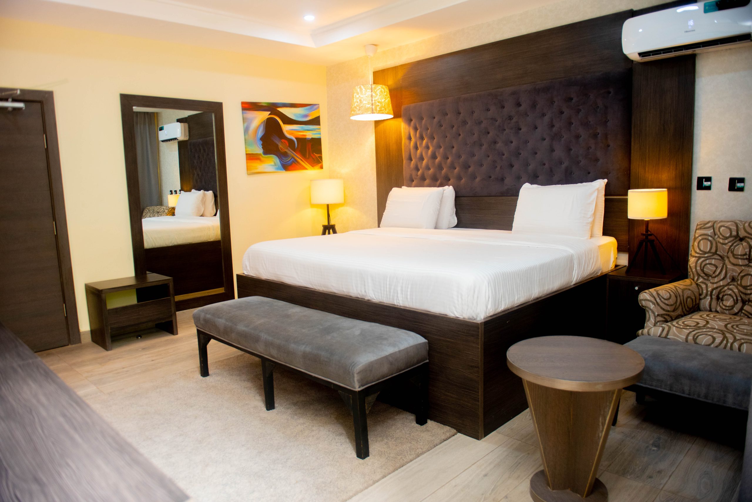 Rooms & Accommodation